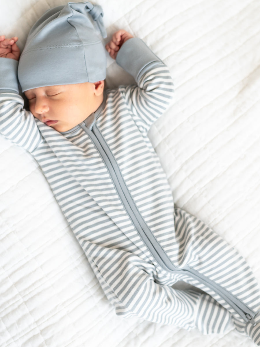 Classic Knotted Hat Baby : Accessories : Hats Colored Organics Luxury Organic Baby Hat | Classic Knotted Style