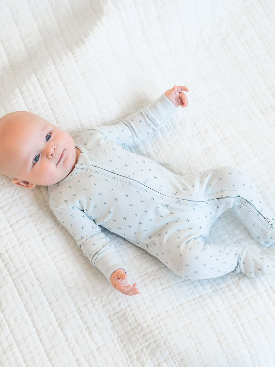 Peyton Zipper Sleeper - Tee Time / Powder + Laguna