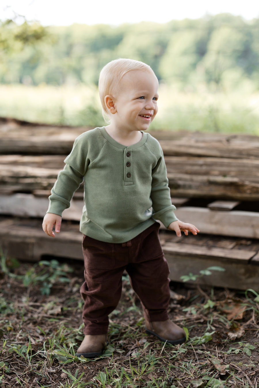Jones Waffle Knit Henley Raglan Shirt - Fern