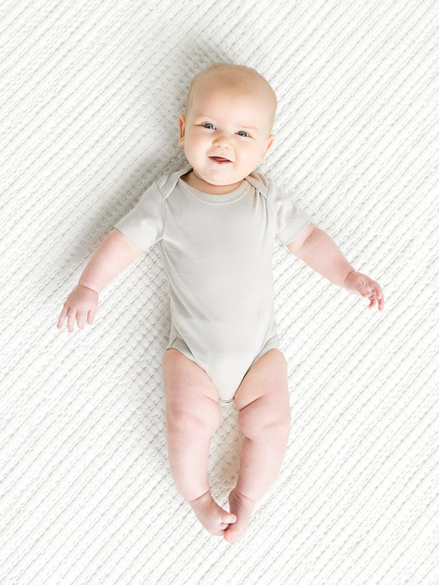 Classic Short Sleeve Bodysuit Baby :One Pieces :Bodysuits :Short Sleeves Colored Organics Baby Short Sleeve Bodysuit - Girl &Boy - Organic