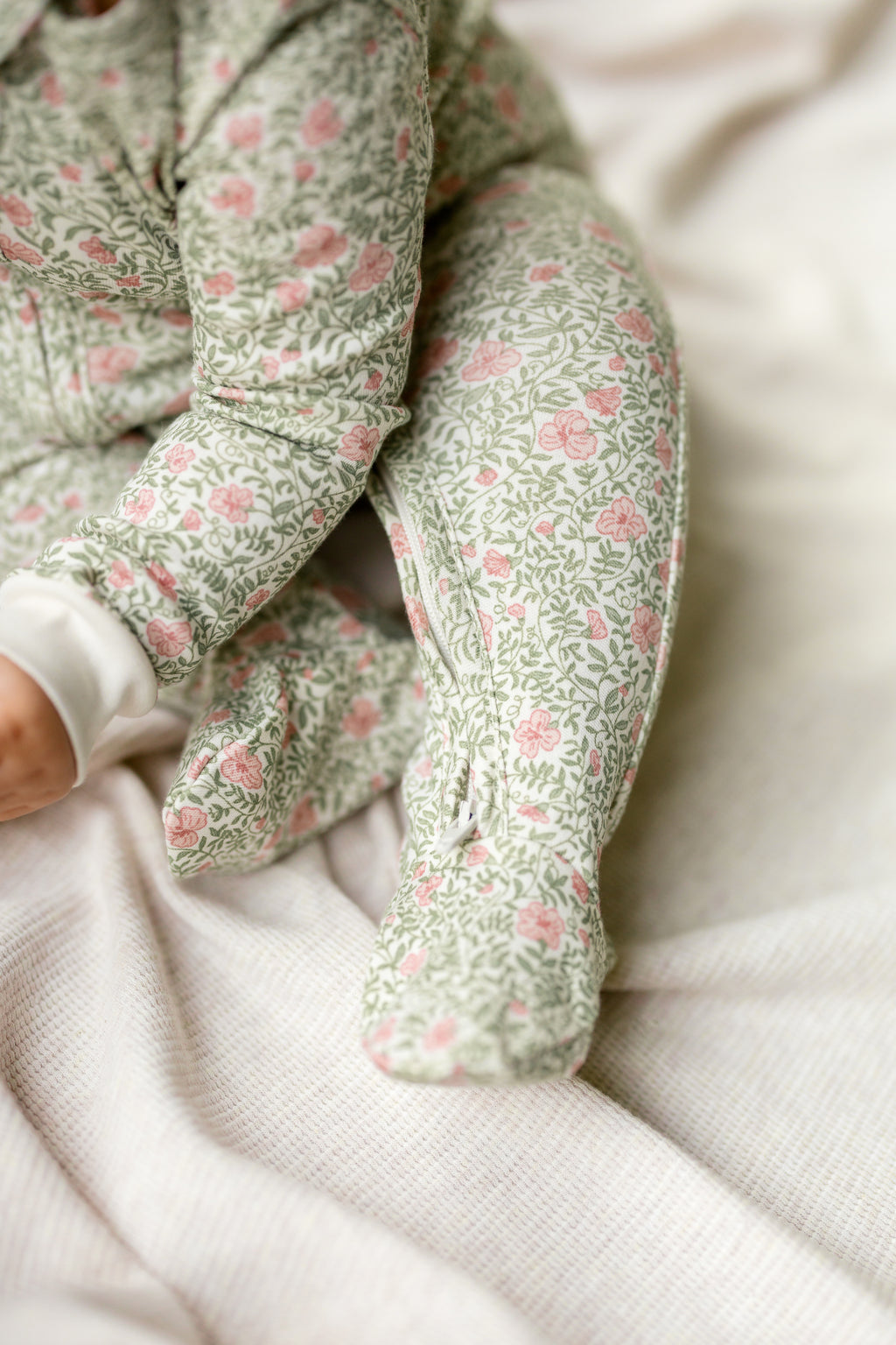 Peyton Zipper Sleeper - Janice Floral