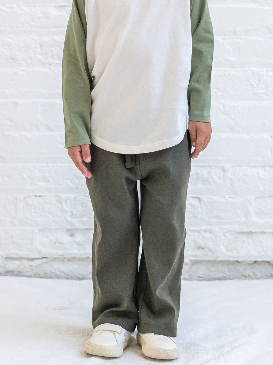 Arin Straight Leg Pant - Ivy