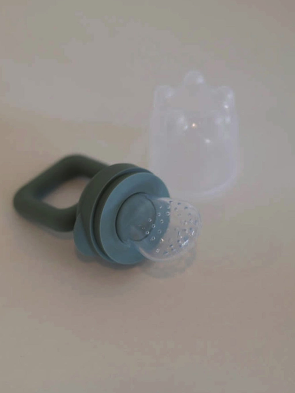 Feeder Teether Baby : Gear : Feeding The Saturday Baby Feeder Teether Baby for Kids | Colored Organics®