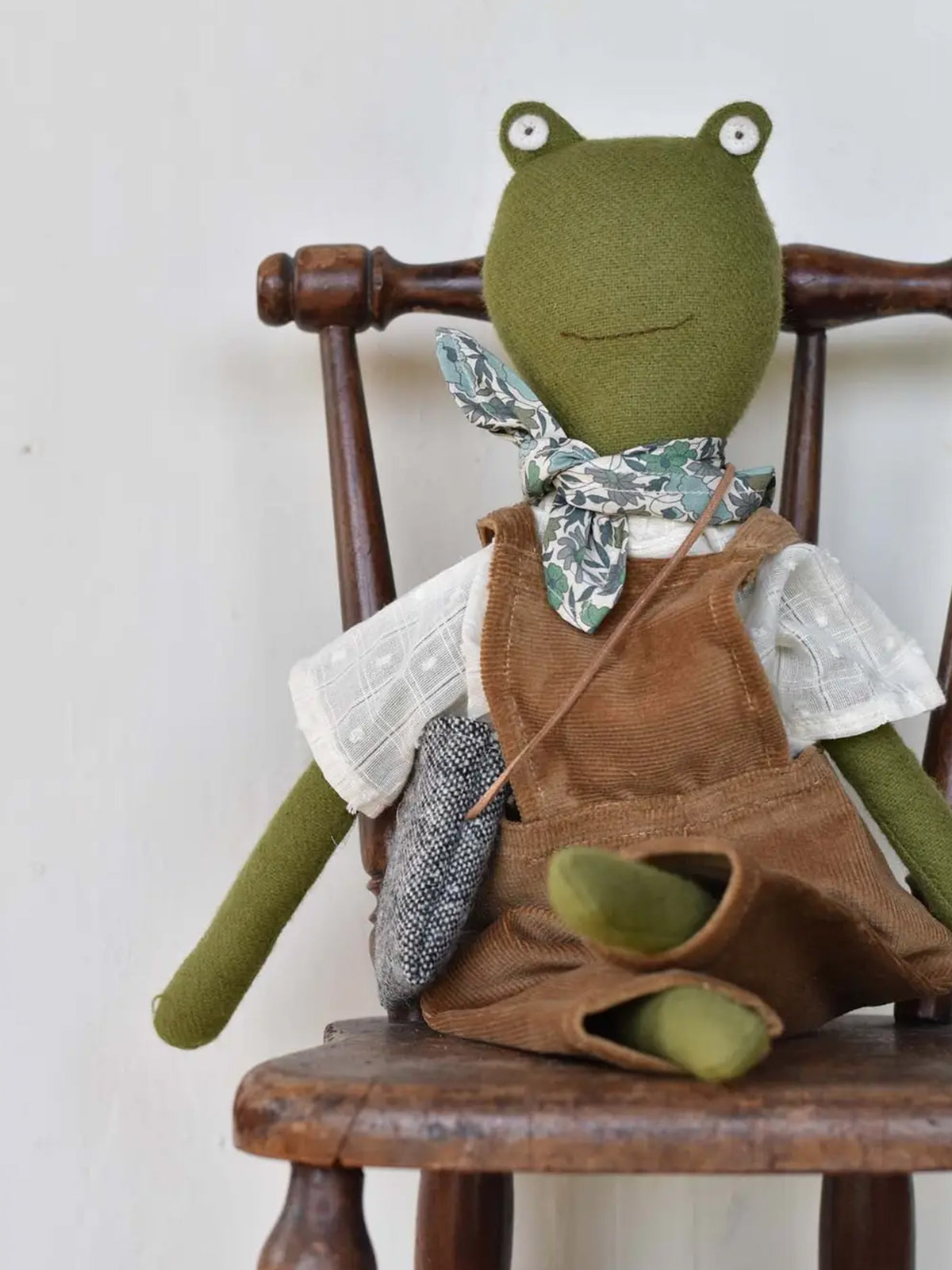 Fern the Frog Baby : Toys : Plush + Crinkle Woolgrass Farm Fern the Frog for Babies and Kids | Colored Organics®