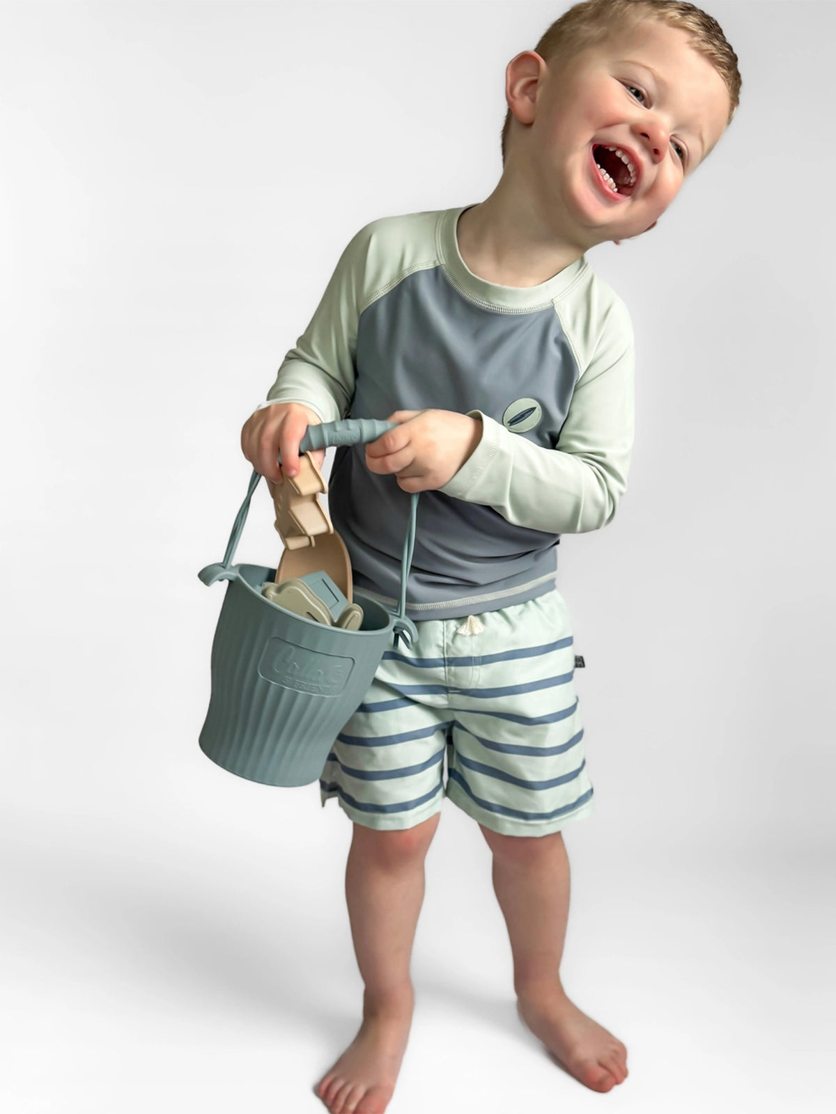 Silicone Beach Toy Set Baby-Kids : Toys : Pretend Play The Saturday Baby Silicone Beach Toy Set for Baby | Colored Organics®