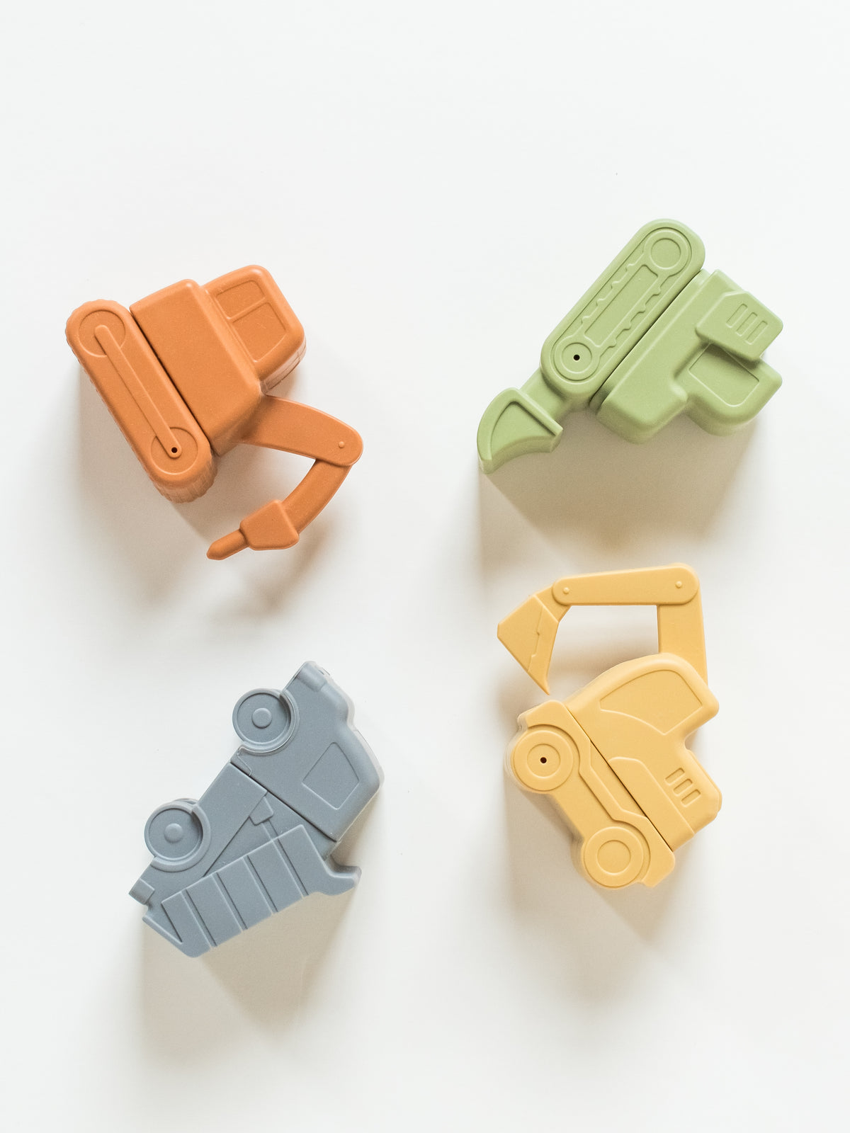 Truck Bath Toys Baby : Nursery : Bath : Toys : Learning Kendi Non-Toxic Silicone Truck Baby Bath Toys | Colored Organics®