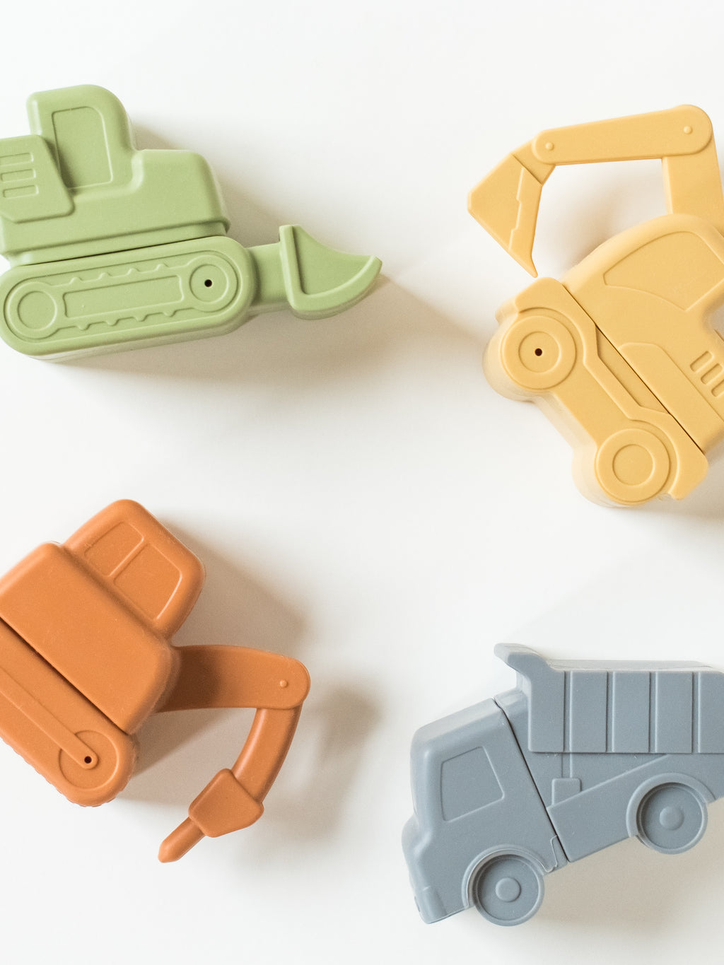 Truck Bath Toys Baby : Nursery : Bath : Toys : Learning Kendi Non-Toxic Silicone Truck Baby Bath Toys | Colored Organics®
