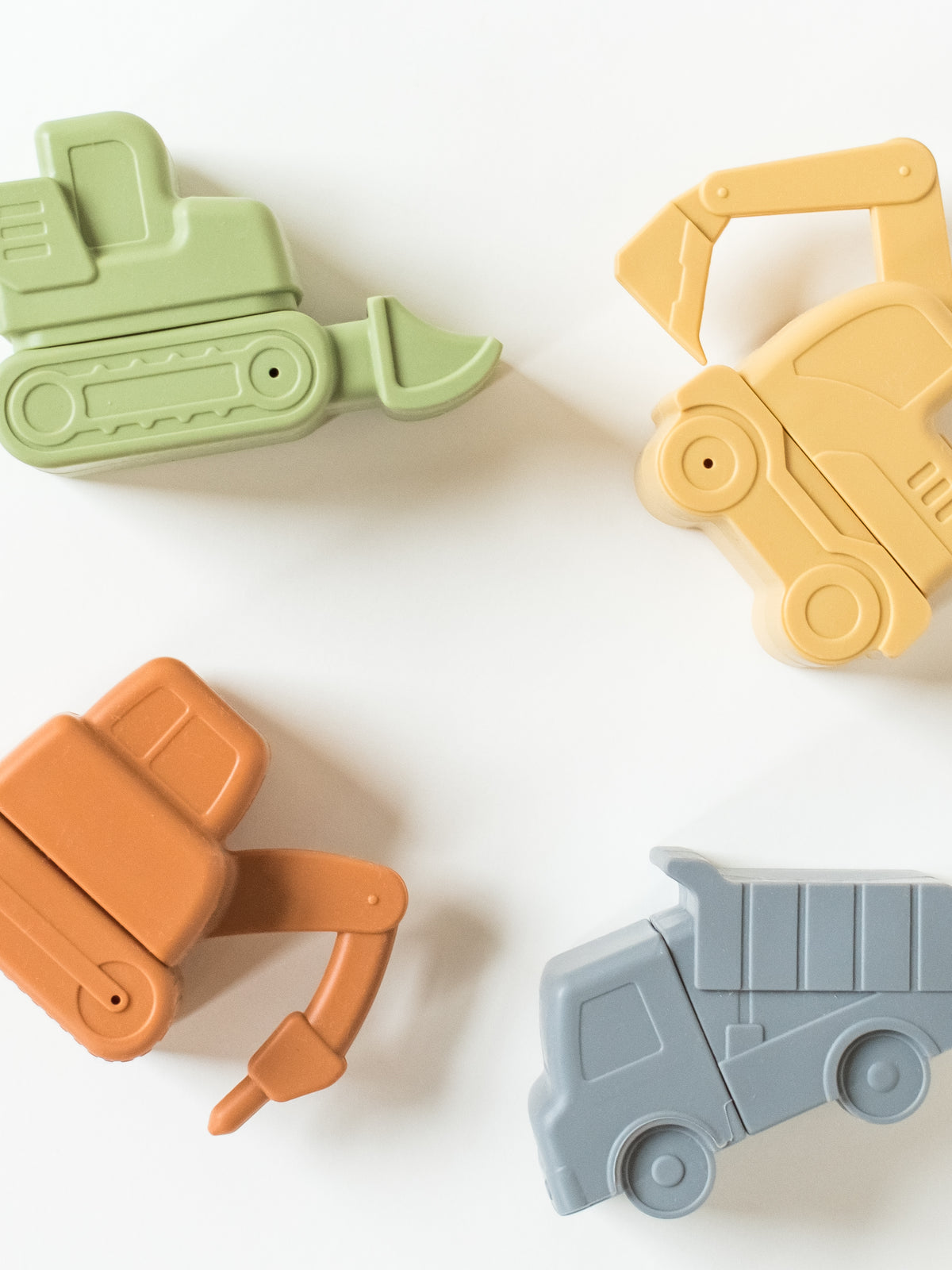 Truck Bath Toys Baby : Nursery : Bath : Toys : Learning Kendi Non-Toxic Silicone Truck Baby Bath Toys | Colored Organics®