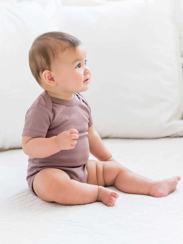 Classic Short Sleeve Bodysuit Baby :One Pieces :Bodysuits :Short Sleeves Colored Organics Baby Short Sleeve Bodysuit - Girl &Boy - Organic