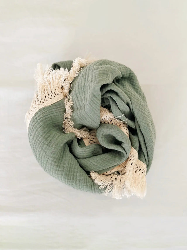 Fringe Baby Blanket Baby :Nursery :Blankets bettrkind 